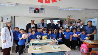 Başkan Durgut, öğrencilerle bir araya geldi