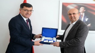 Başkan Kahveci'den Kırşehir Belediye Başkanı Ekicioğlu'na ziyaret