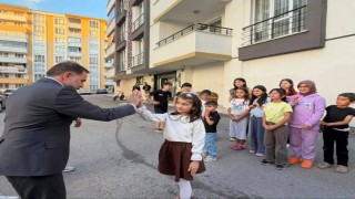 Başkan Uçar, Hilalkentte çalışmaları inceledi, vatandaşları dinledi