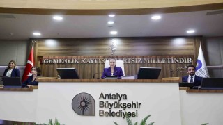 Başkan Vekili Özdemir: Antalyaya milyar milyar liralık yatırımlar yapıyoruz