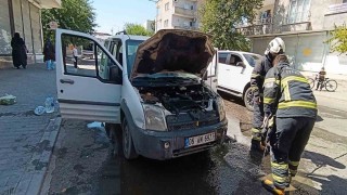 Batmanda park halindeki araçta yangın