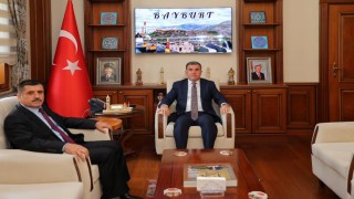 Bayburt Defterdarı Gönültaş görevine başladı