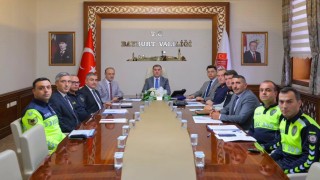 Bayburt'ta trafik düzenlemeleri ve ulaşım sorunları toplantıda görüşüldü