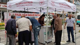 Bayburtta vatandaşlara ücretsiz sağlık taraması yapıldı