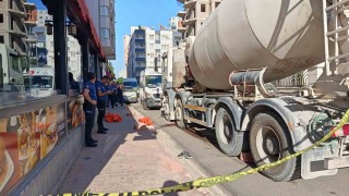 Beton mikserinin ezdiği bir kişi hayatını kaybetti