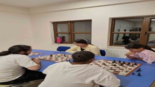 Bilecik'te çocukların yeni hamlesi satranç oldu