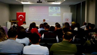 Bilecikte yurt yönetim memurları ve personeline eğitim