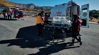Bin 400 gram ağırlığında doğan bebek için zamanla yarış