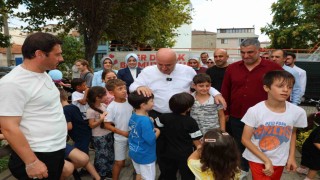 Bir Durak Bir Mutluluk çocukların yüzünü güldürüyor