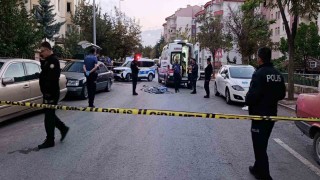 Bisikletiyle halk otobüsünün altında kalan çocuk hayatını kaybetti