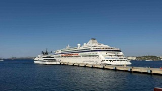 Bodrum Limanında kruvaziyer hareketi