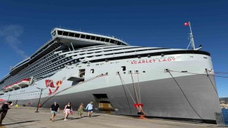 Bodrum'a dev kruvaziyer ile 2 bin 637 turist geldi