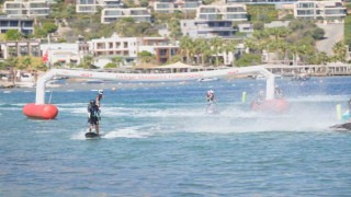 Bodrum'da deniz üzerinde hız ve adrenalin yarışı