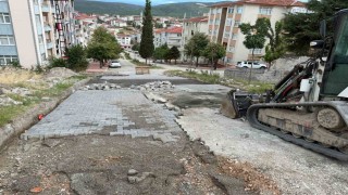 Boyabat'ta bozulan yollar onarılıyor
