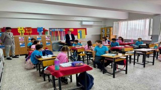 Bozdoğan'da Kaymakam Sözen, öğretmen ve öğrencilerle bir araya geldi