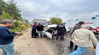 Bozdoğan'da trafik kazası: 1 ölü, 2 yaralı