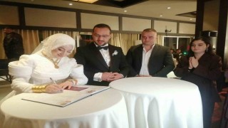 Budak ailesinin mutlu günü