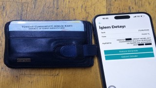 Bulduğu cüzdanın sahibine ulaşmak için 10 TL gönderdi