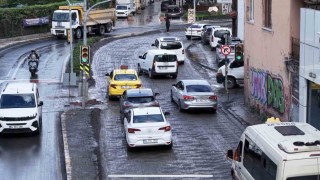 Burası Hindistan değil Eyüpsultan: Günlerce süren yol çalışmaları çileye döndü