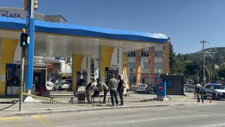 Burdurda şüpheli çanta fünye ile patlatıldı