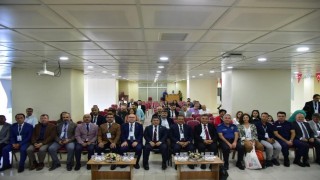 Burhaniye Uluslararası Bilim Kongresine ev sahipliği yaptı