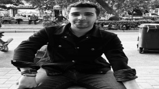 Bursa'da iki otomobil kafa kafaya çarpıştı: 1 ölü, 1 ağır yaralı