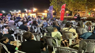 Bursada Karagöz ve kukla rüzgârı esti