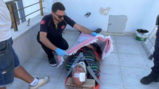 Bursa'da tadilat sırasında balkona düşen işçi yaralandı