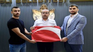 Bursalı gençlerden anlamlı hareket