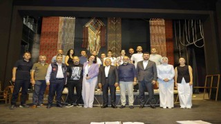 Büyükkılıç, Kayseri Devlet Tiyatrosunu inceledi