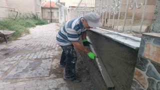 Cami imamından alkışlanacak davranış
