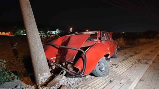 Çanakkalede yolun karşısına geçmeye çalışan aileye otomobil çarptı: 5 yaşındaki Masal hayatını kaybetti