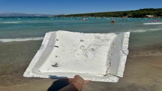 Çeşmede denizi köpük kutular bastı