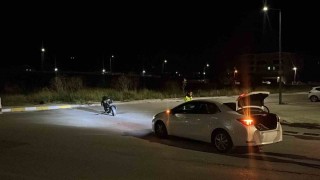 Çorumda otomobil ile motosiklet çarpıştı: 1 yaralı