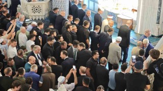 Cumhurbaşkanı Erdoğan, Rizede cuma namazını kıldı