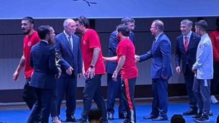 Cumhurbaşkanı Yardımcısı Yılmaz: "Bugün ülkemizde toplam 5 bin 555 gençlik ve spor tesisi var"