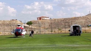 Darendede 97 yaşındaki hasta hava ambulansıyla Malatyaya sevk edildi