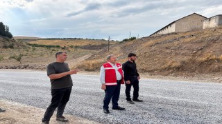 Darende'de yol yapım çalışmaları sürüyor