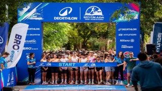 Decathlon Büyükada Yarı Maratonu, 4 bin 500'ü aşkın katılımcıyla rekor kırdı