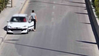 Denetimi görünce yer değiştirdi, dron saniye saniye kaydetti