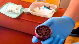 Denizli iş dünyasına düzenlenen uyuşturucu baskınında gözaltına alınan 10 kişi serbest bırakıldı