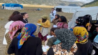 Derebucak'ta mevsimlik tarım işçilerine sağlık hizmeti