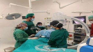Dinar Devlet Hastanesinde bir ilk gerçekleştirildi