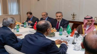 Dışişleri Bakanı Fidan, Türkiye-Mısır-Pakistan-Suudi Arabistan Dışişleri Bakanları Toplantısı'na katıldı