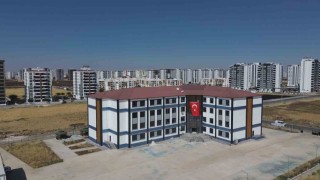Diyarbakır Milli Eğitim Müdürü Sadoğlu: ''200 okulda 290 milyon liralık bakım onarım çalışması yapıldı''
