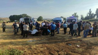Diyarbakır'da otomobil devrildi: 9 yaralı