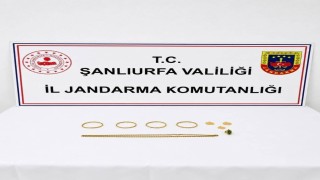 Dolandırdığı kişiden aldığı altınları satmaya çalışan şahıs yakalandı