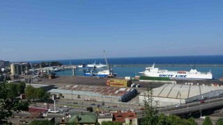 Dron saldırısına uğrayan Ro-Ro gemisi Trabzon Limanına demirledi