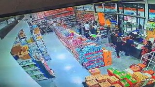 Düğünlerden para çalan zanlı bu kez markette yakalandı