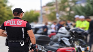 "Dur" ihtarına uymadı, başka bir araca çarpınca yakalandı: 332 bin lira ceza yedi
